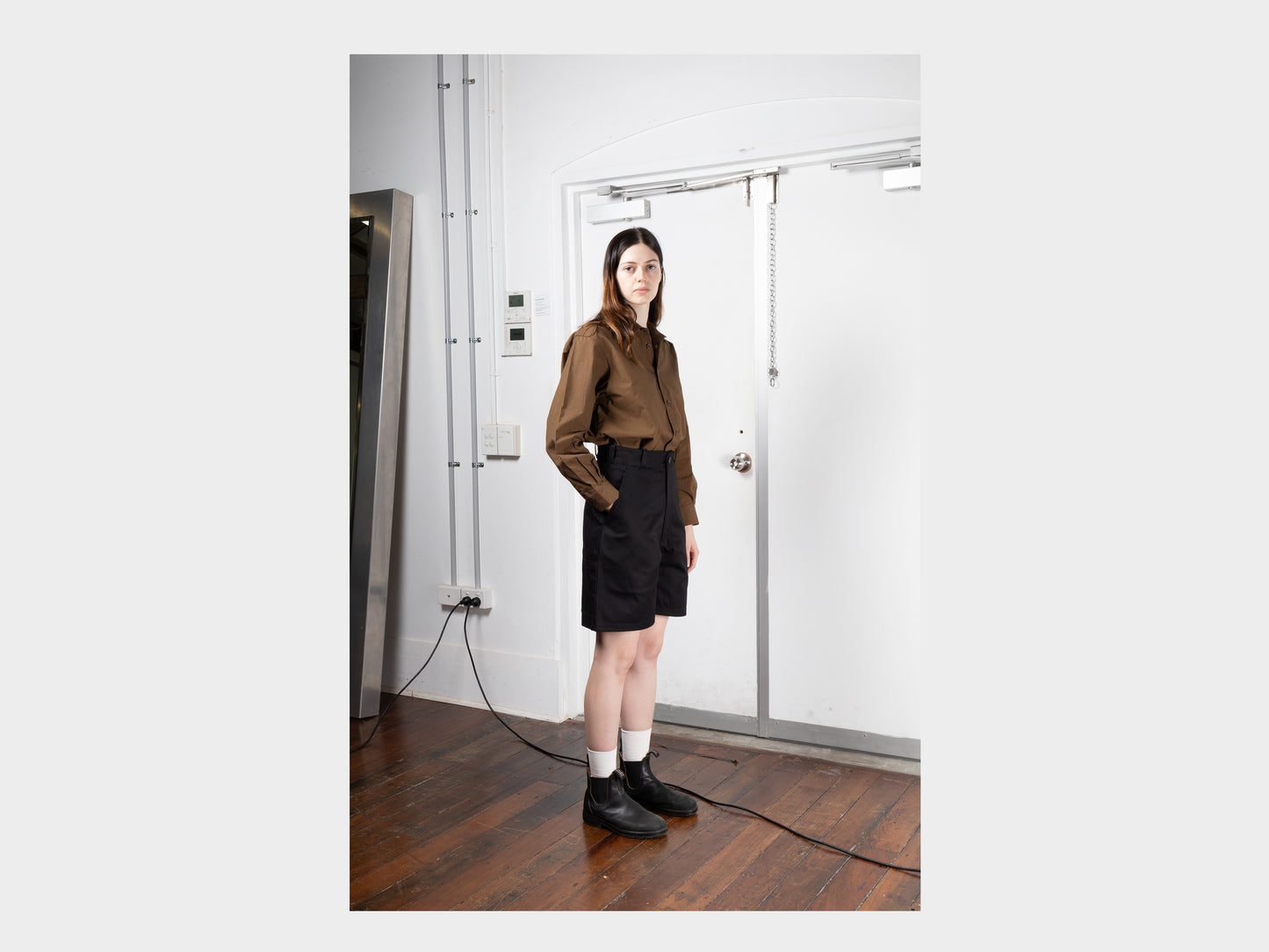 R0J7 "Jebok Shorts" Black Work