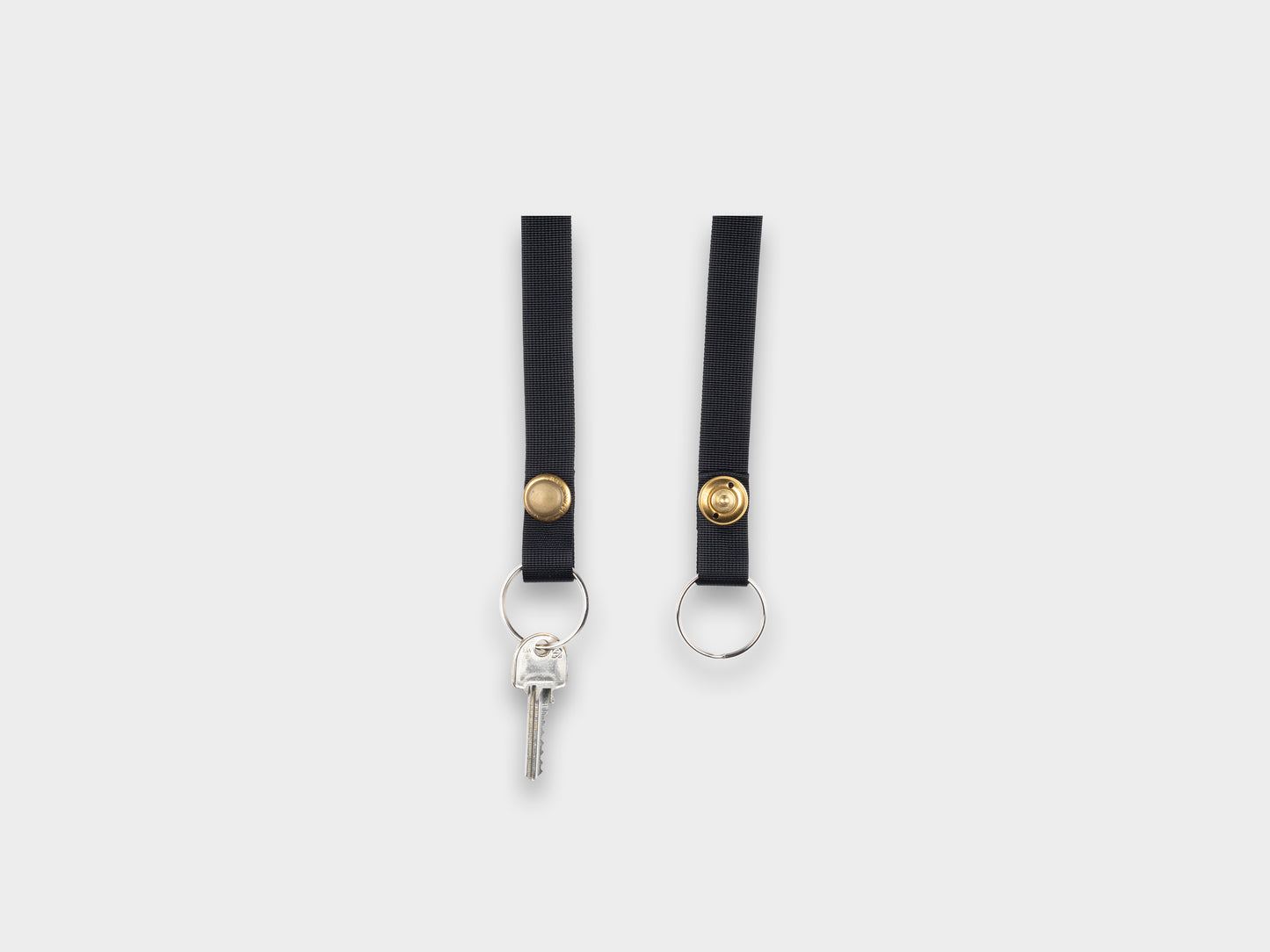 R0K2 "Snap Keyring Long" Black-Brass