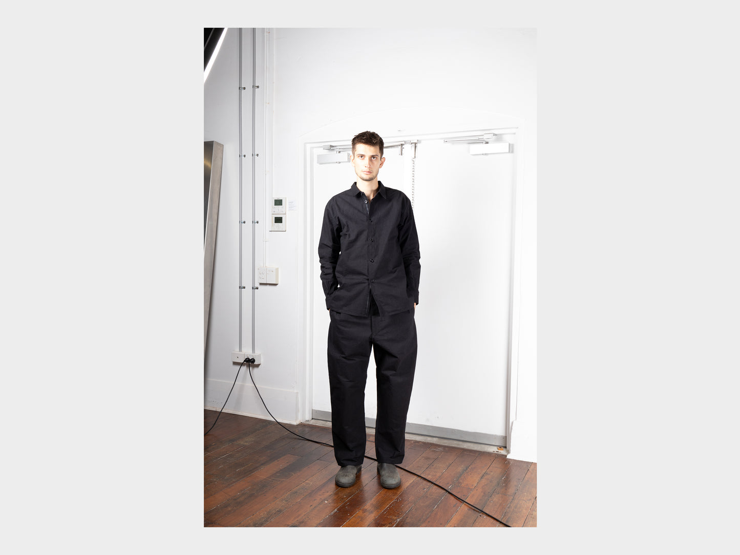 R0S1 "Shirt-1" Black Wax