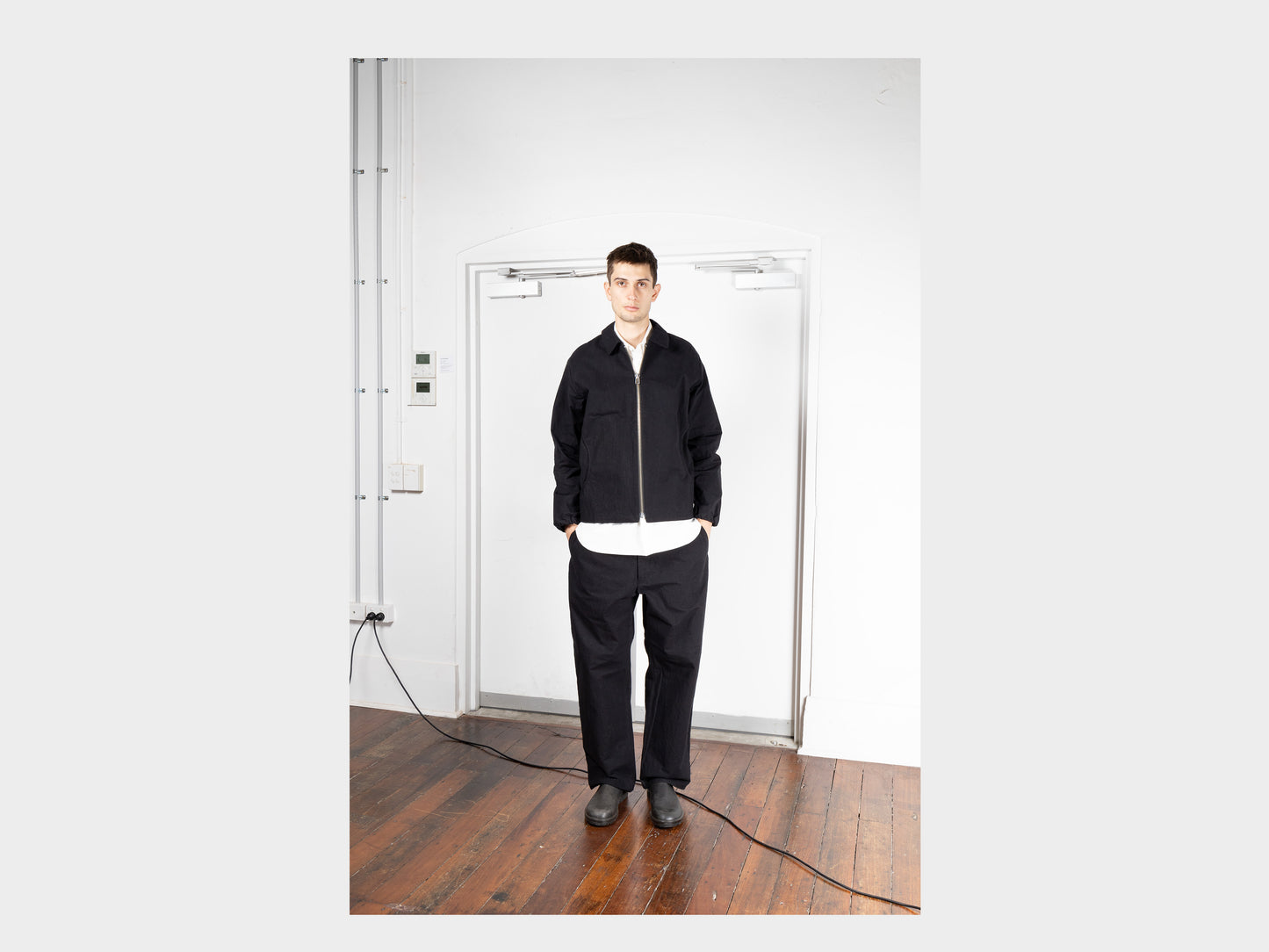 R0S3 "Scoop Shirt" Black Wax