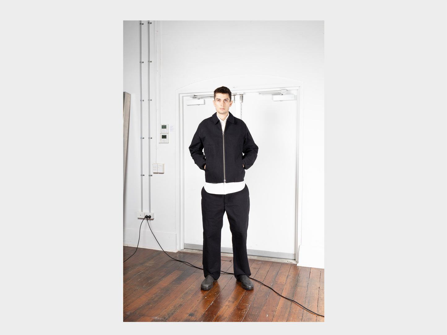 R0S3 "Scoop Shirt" Black Wax