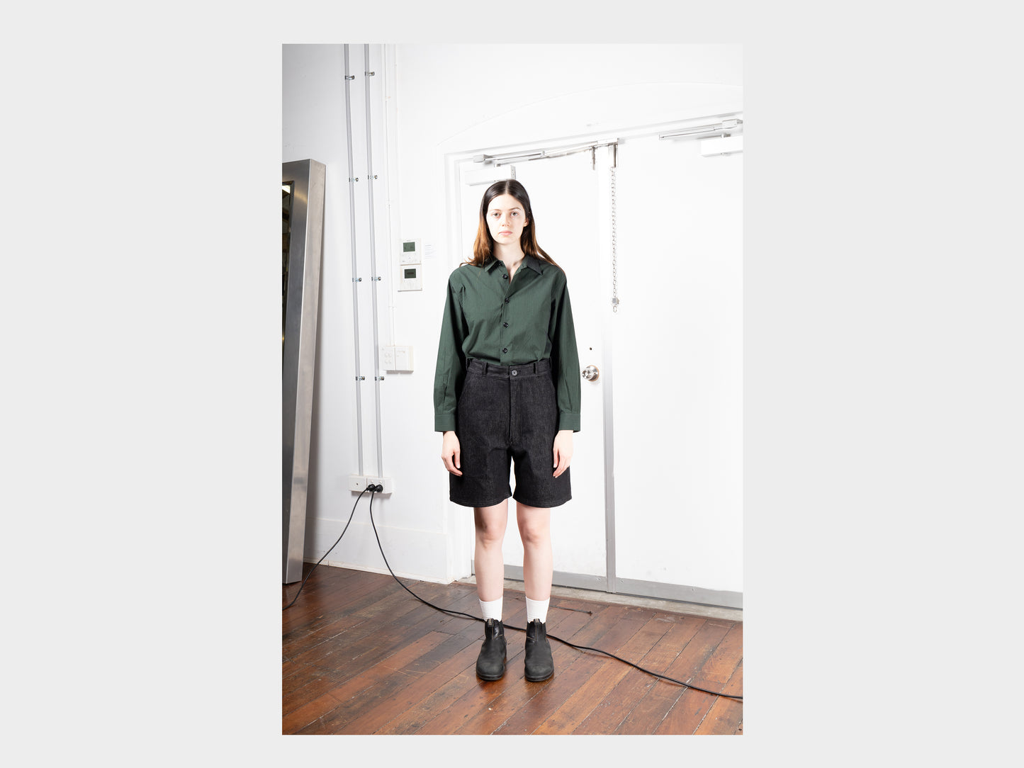 R16J7 "Jebok Shorts" Black Slub Denim