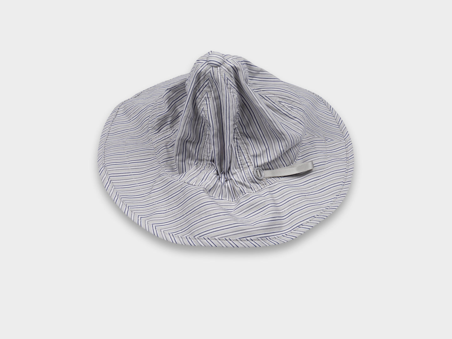 R17C2 "Wide Hat" Grey Plot