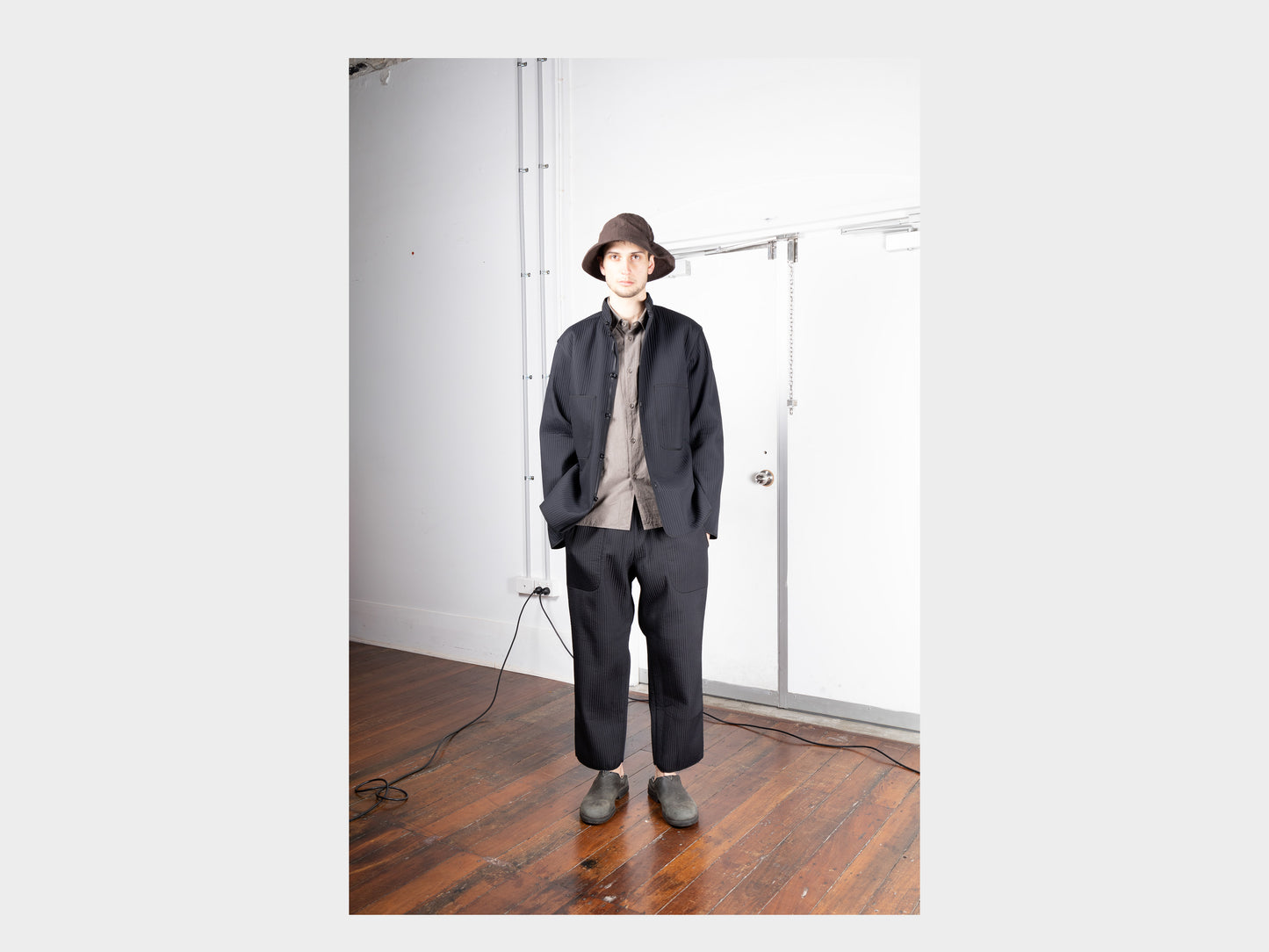 R17O4 "Tent Shirt" Black Nubi