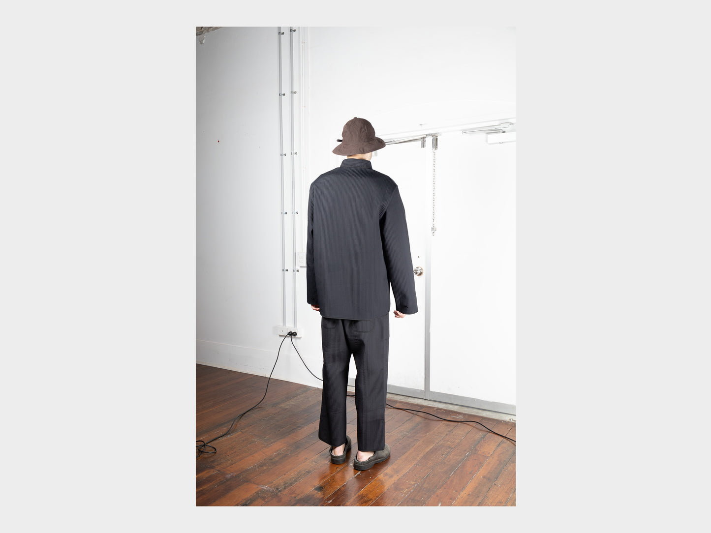 R17O4 "Tent Shirt" Black Nubi