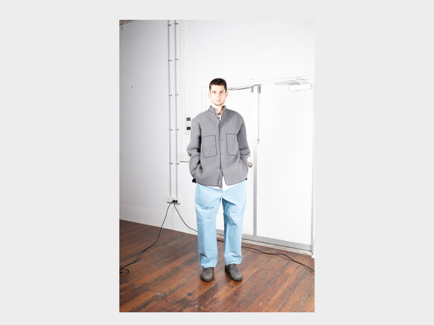 R17O4 "Tent Shirt" Charcoal Nubi