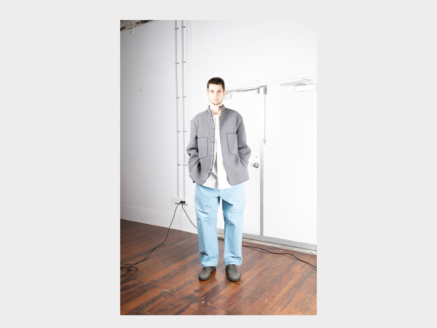 R17O4 "Tent Shirt" Charcoal Nubi