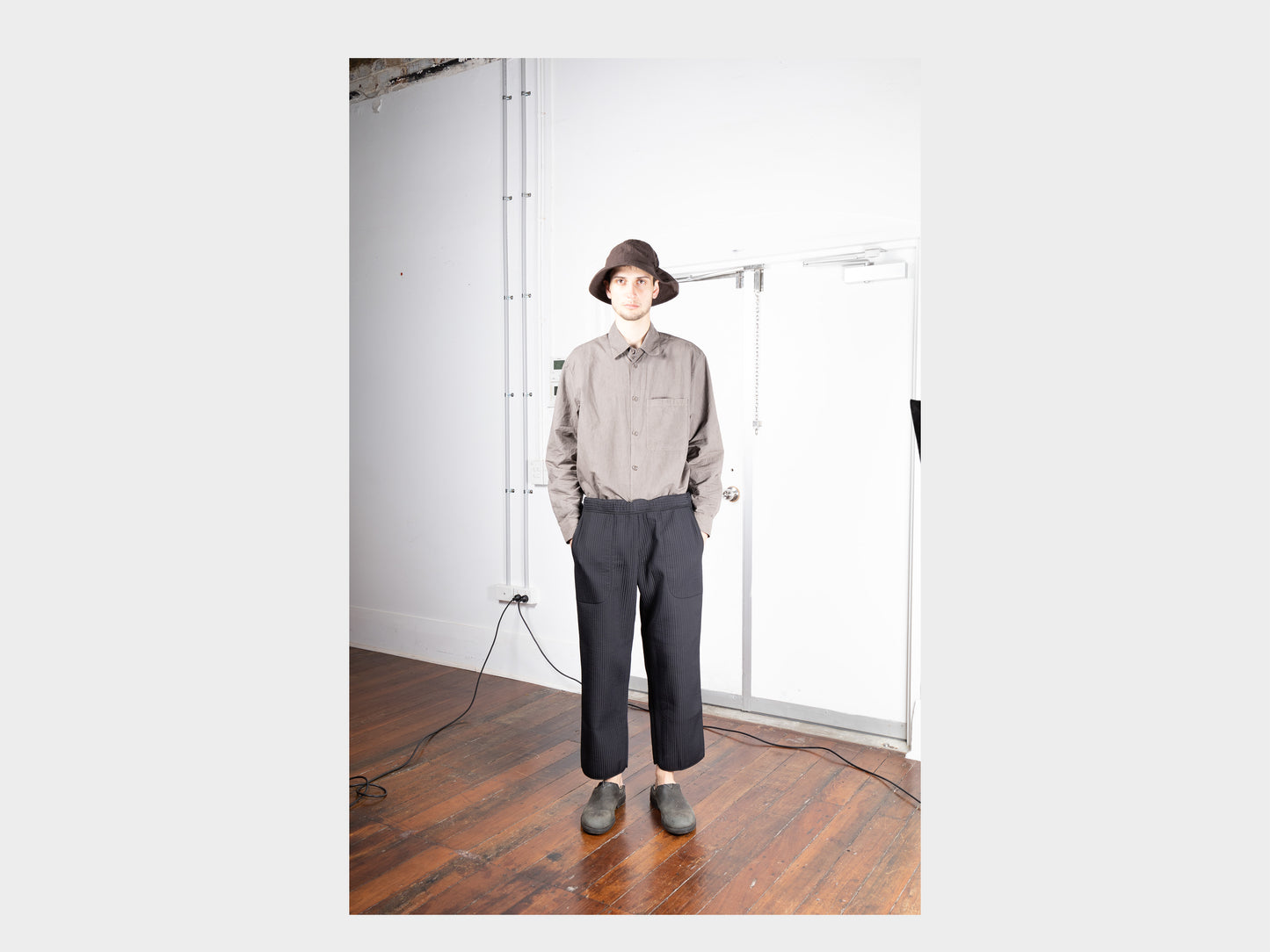 R17O6 "Easy Pants" Black Nubi