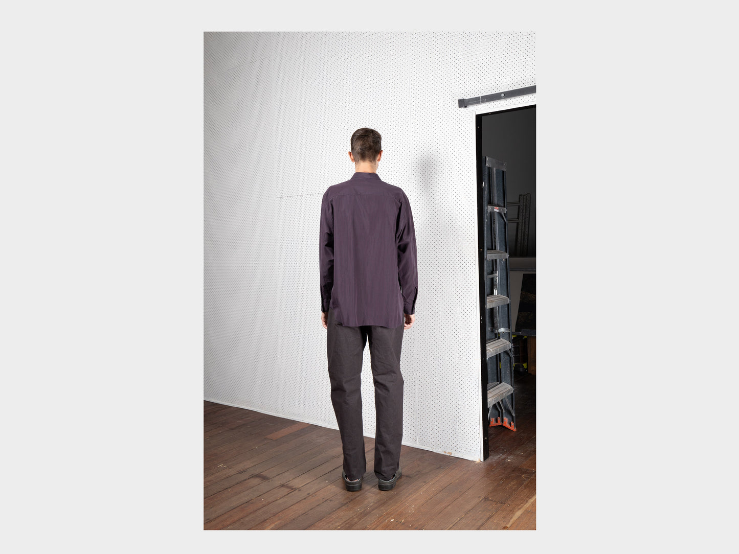 R17S8 "Weather Shirt" Pink Pin