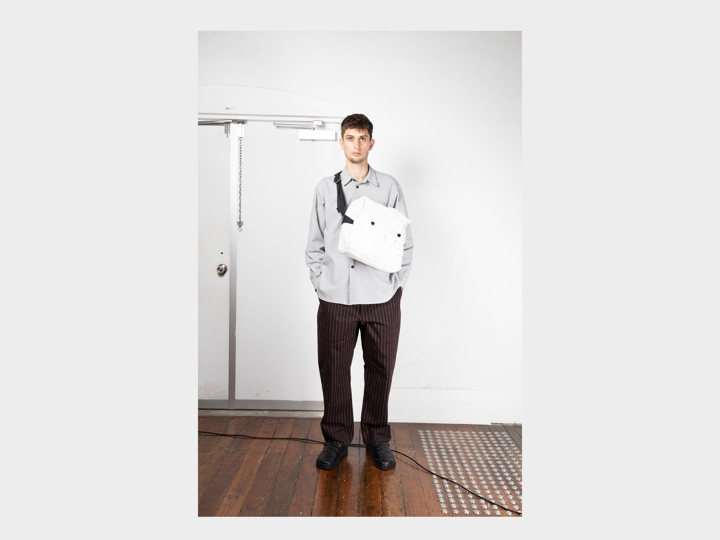 R19G4 "Mini Messenger" White Nylon