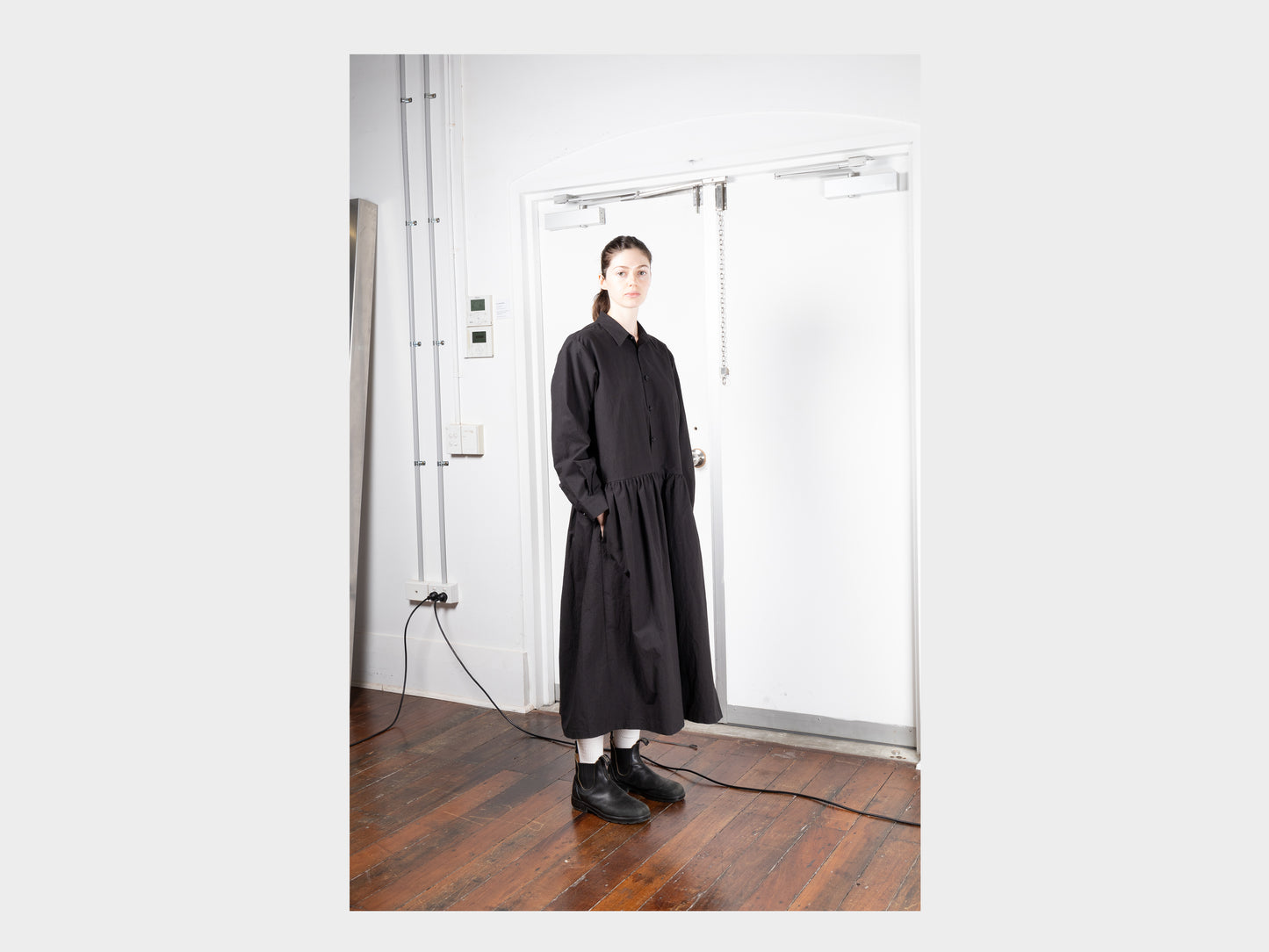 W-R0A3 "Gather Shirt Dress" Black Weather