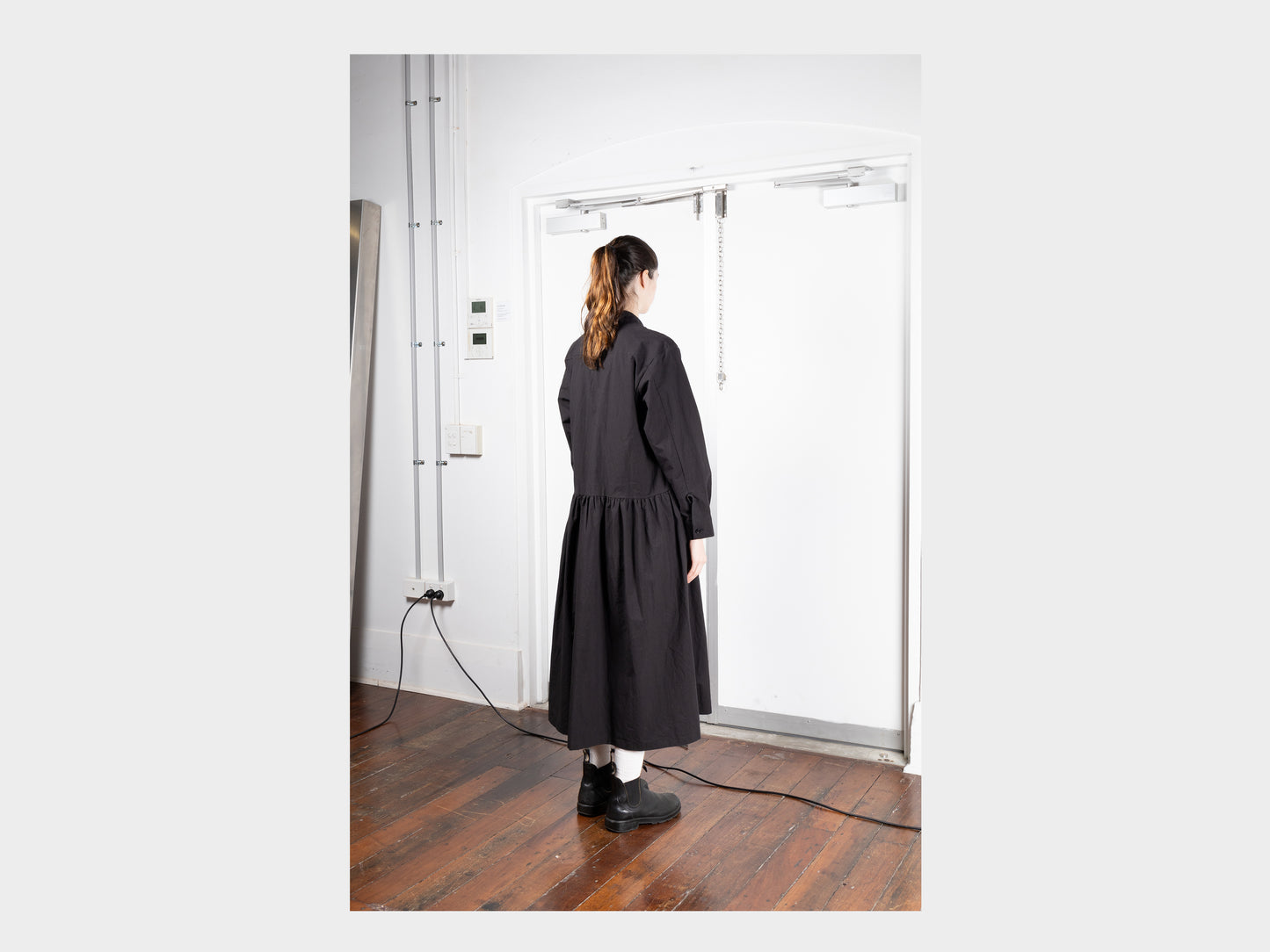 W-R0A3 "Gather Shirt Dress" Black Weather
