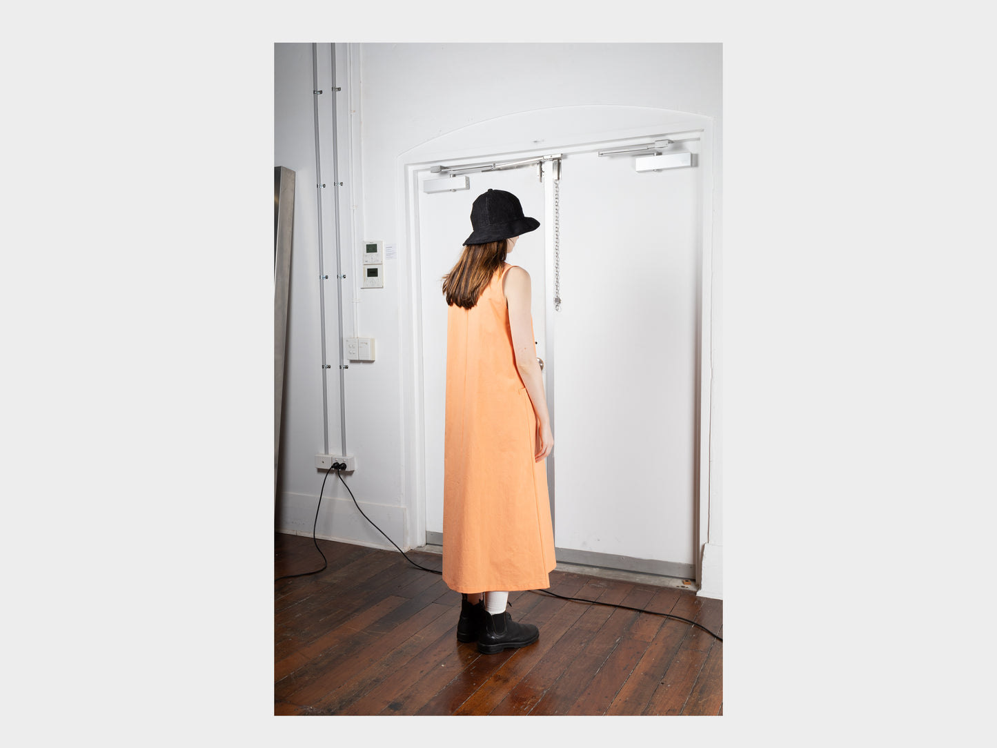 W-R16A5 "Round Dress" Horizon Weather