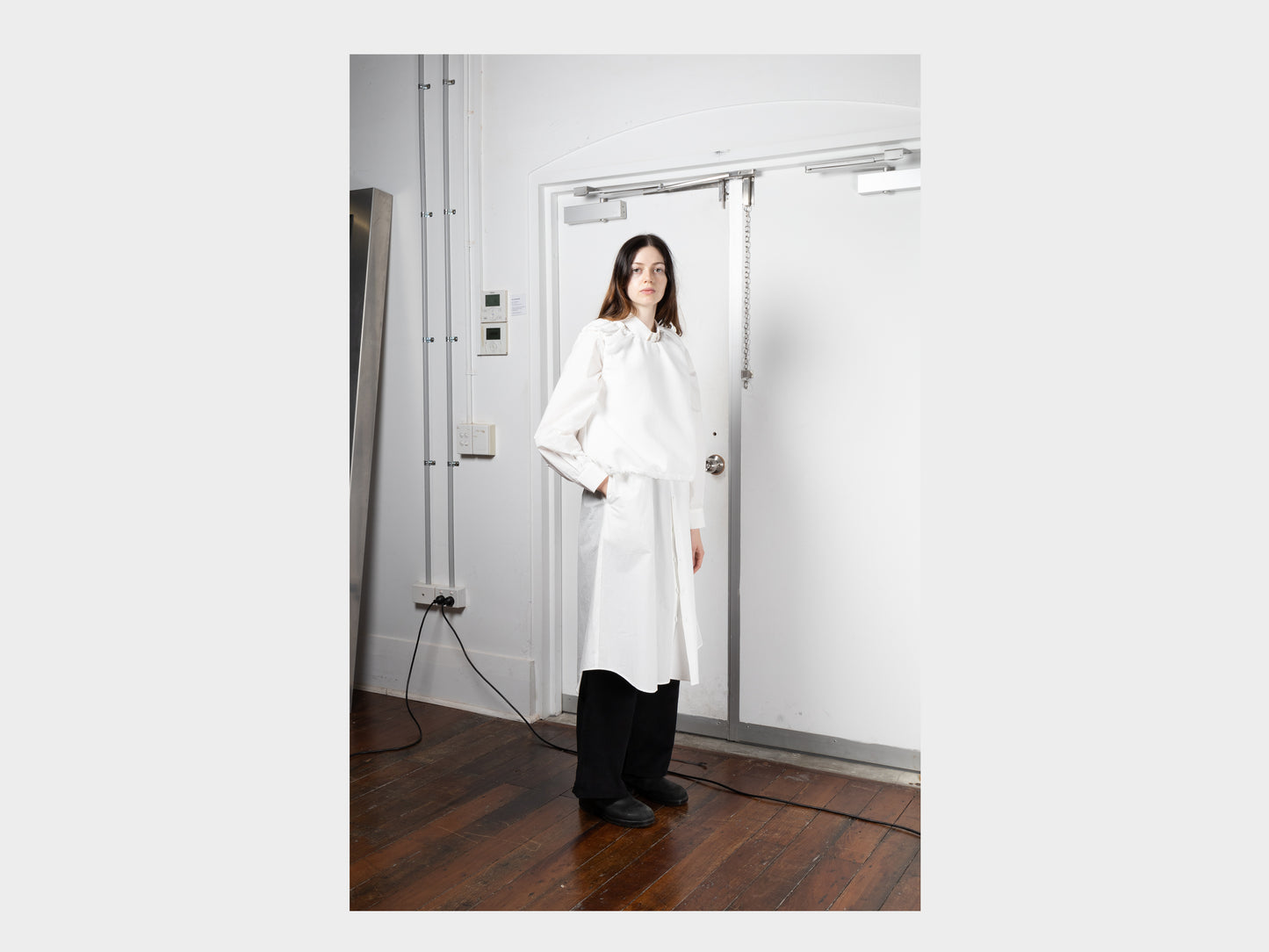 W-R16S7 "Gum Vest" White Nubi