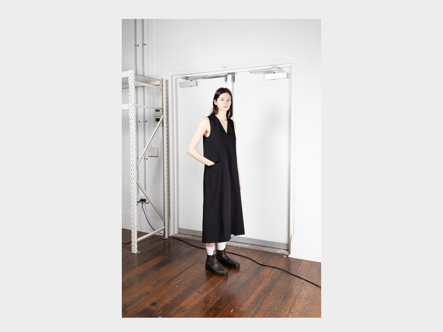 W-R17A5 "V Dress" Black Wool Gabardine