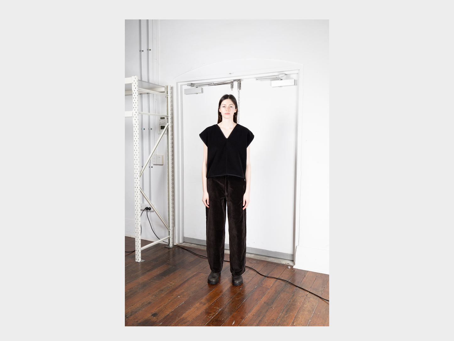 W-R17F5 "Box Shirt" Black 300