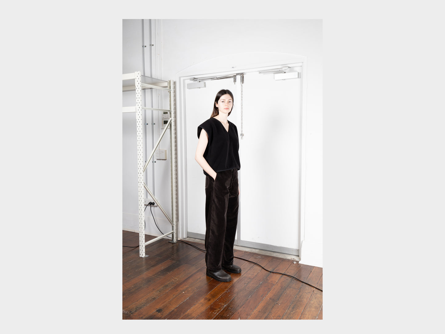 W-R17F5 "Box Shirt" Black 300