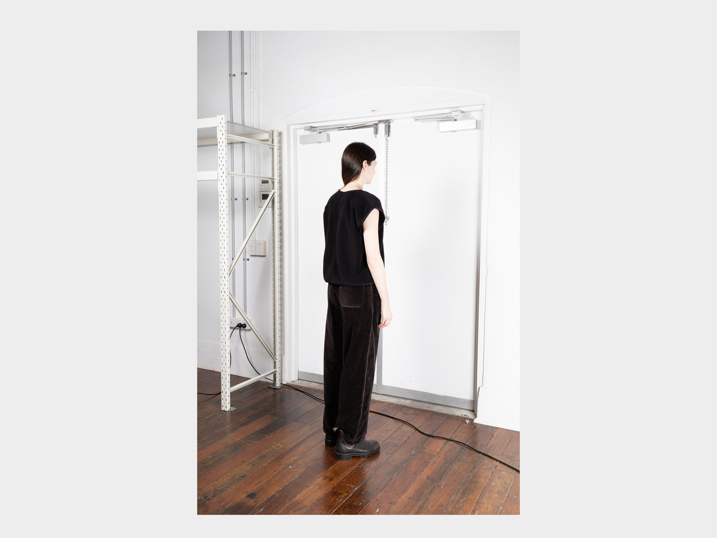 W-R17F5 "Box Shirt" Black 300