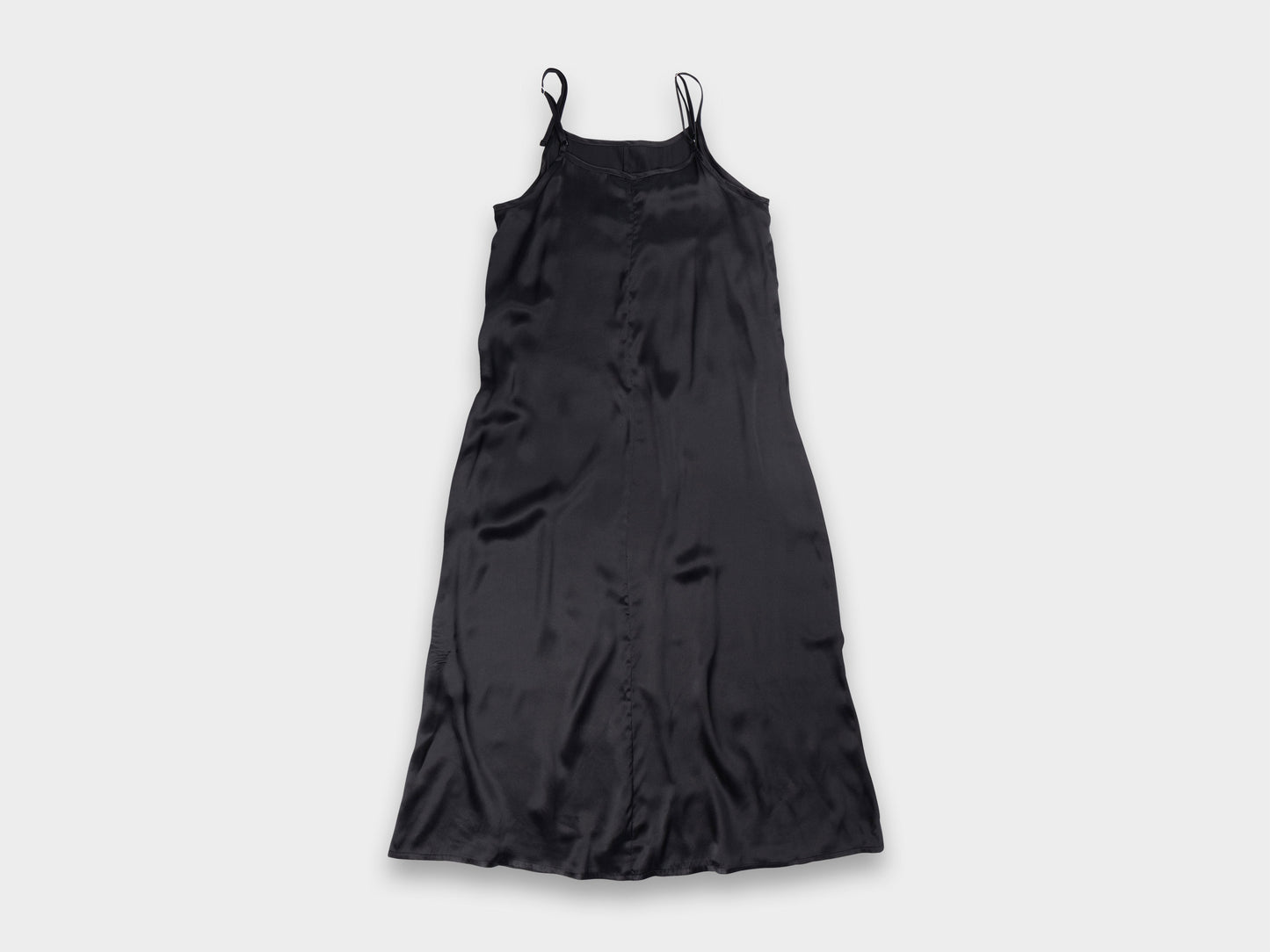 W-R18A5 "Slip" Black Saturn