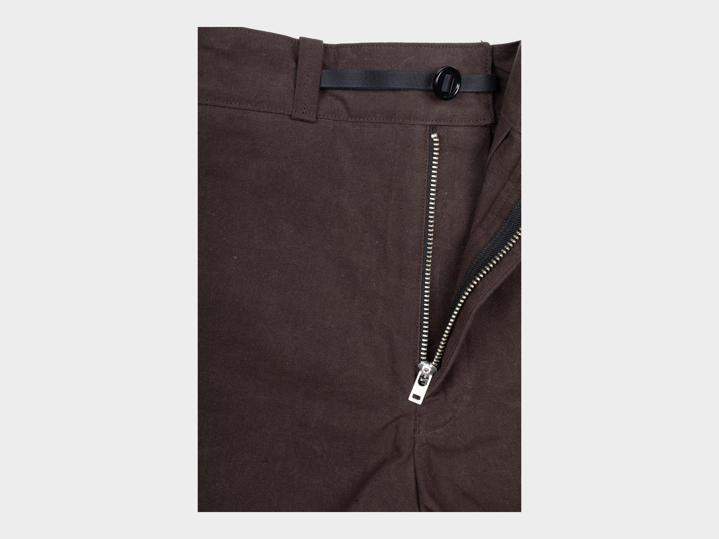 W-R18P5 "High-Wide Shorts" Loam Wax