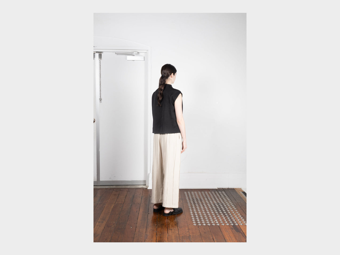 W-R20P3 "Tuck Pants" Sand Grosgrain