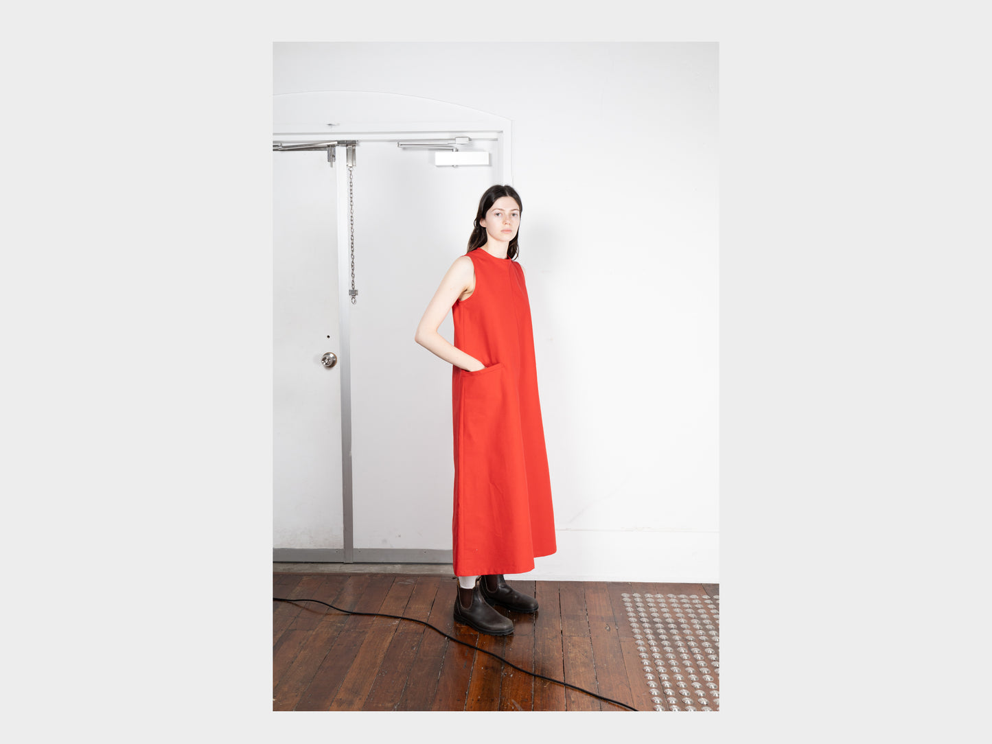 W-SPA5 "Round Dress" Red Glitter