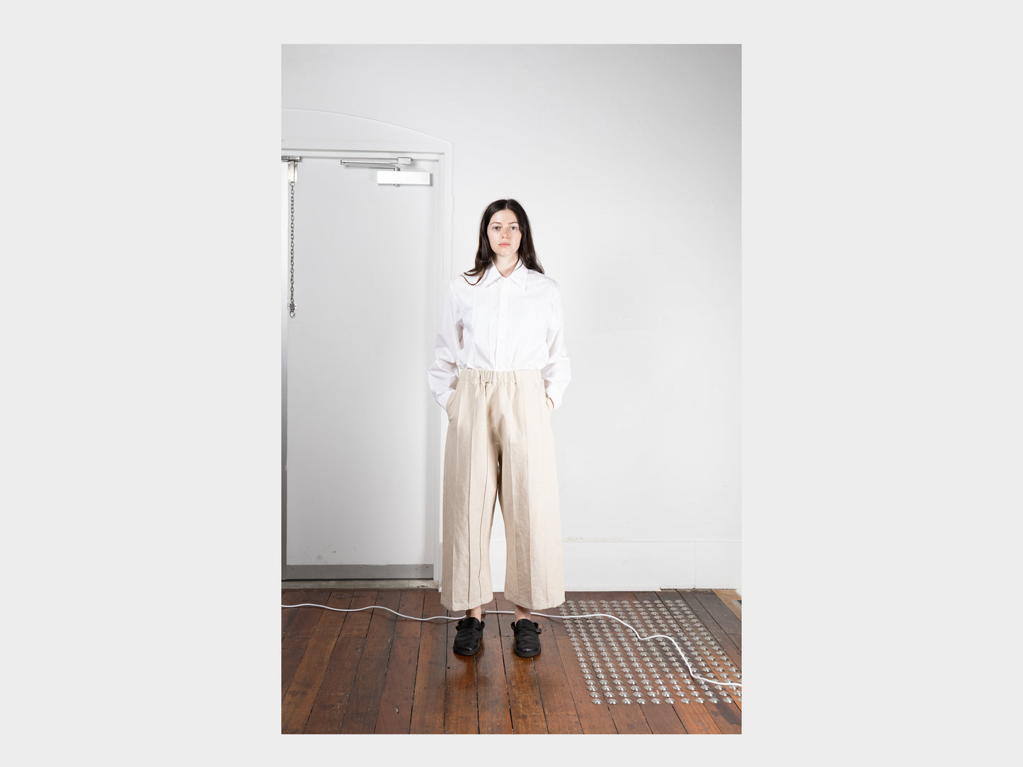 W-R18P3 "Tuck Pants" Unbleached Bamboo