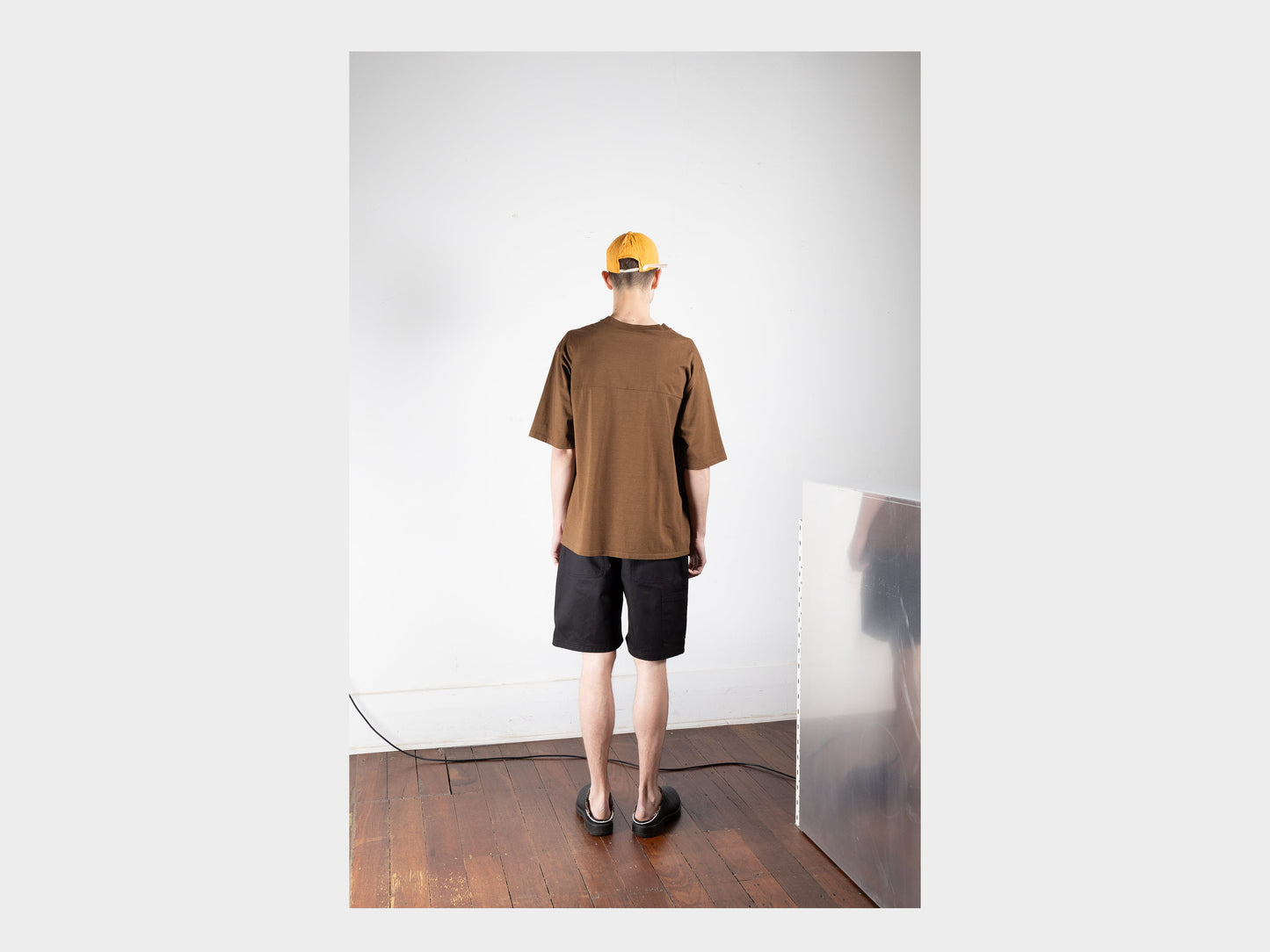 R16T4 "Big T-Shirt" Mud