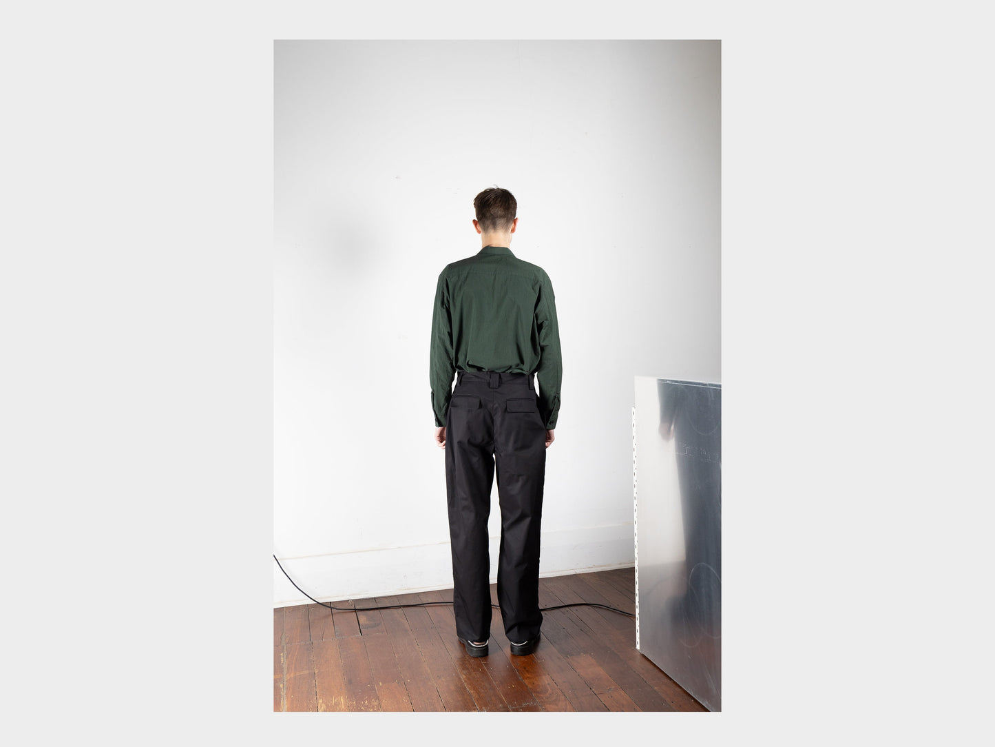 R16Y6 "Suit Pants" Black Magic Gabardine