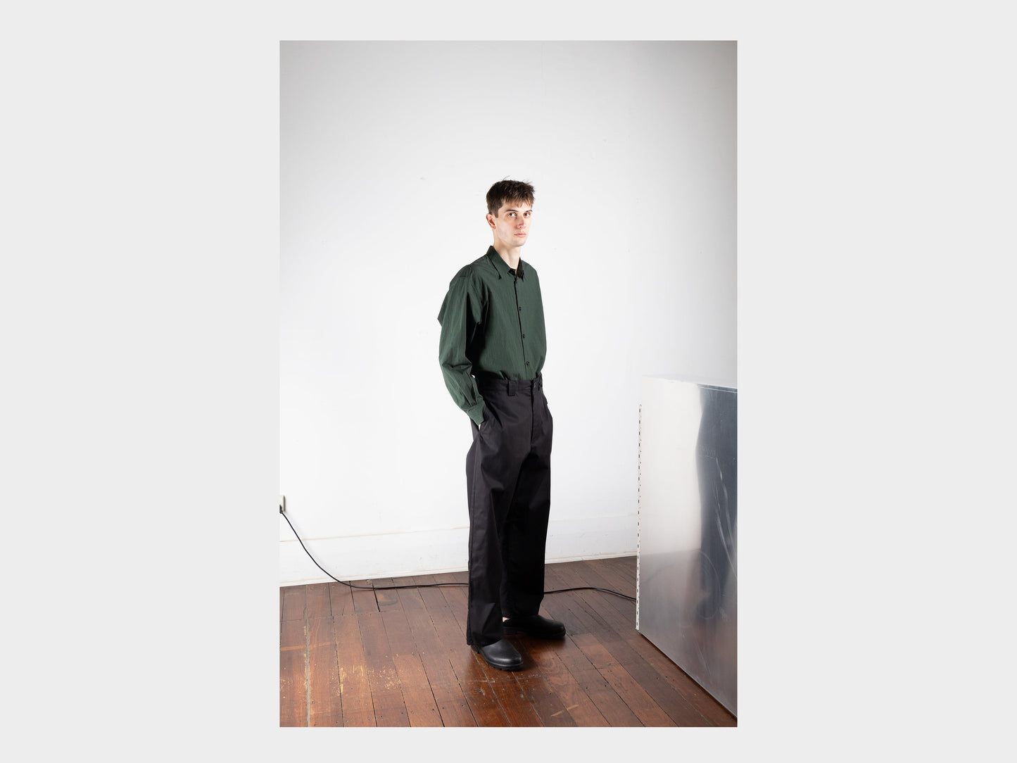 R16Y6 "Suit Pants" Black Magic Gabardine