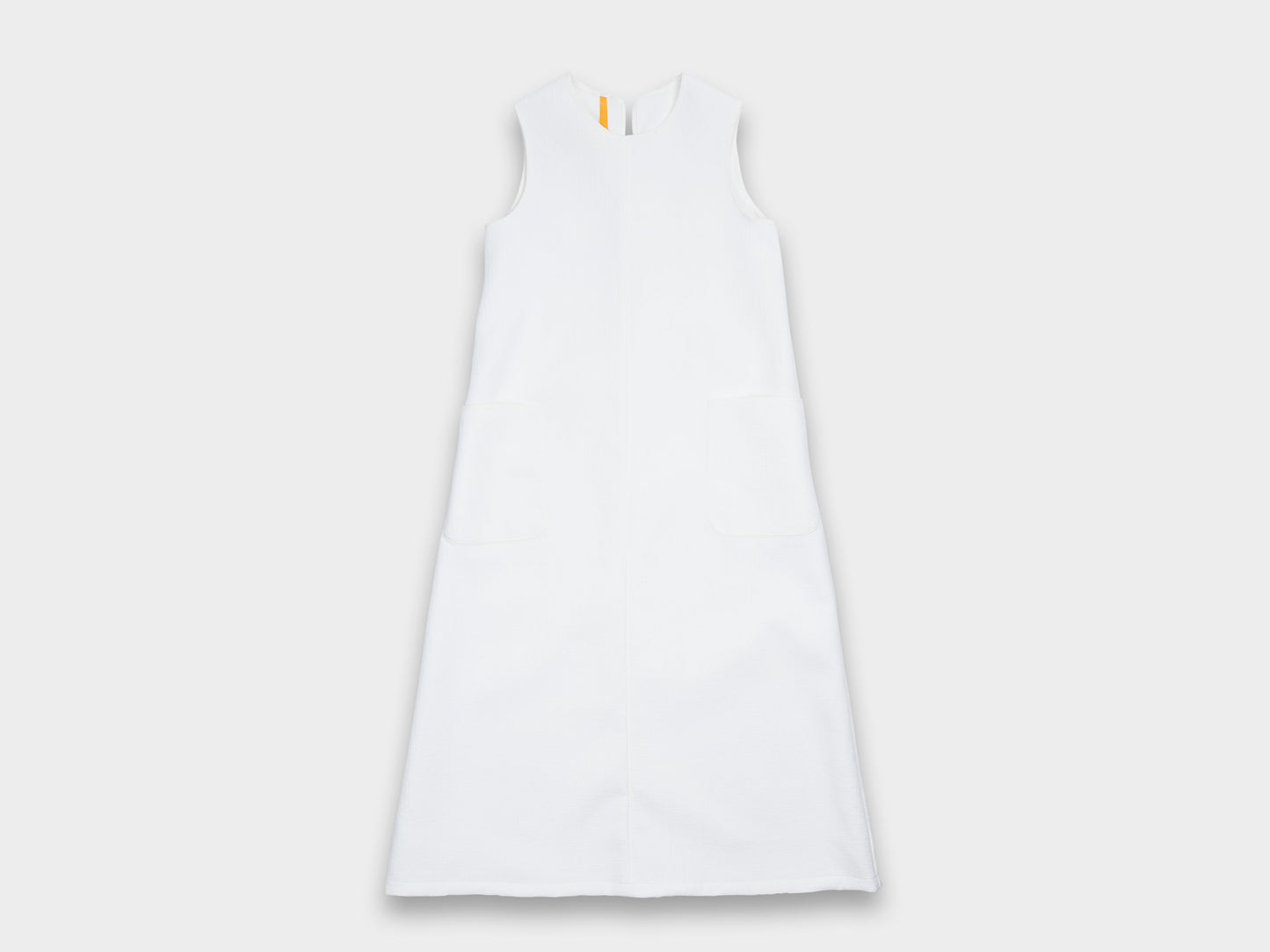 W-R16A5 "Round Dress" White Nubi
