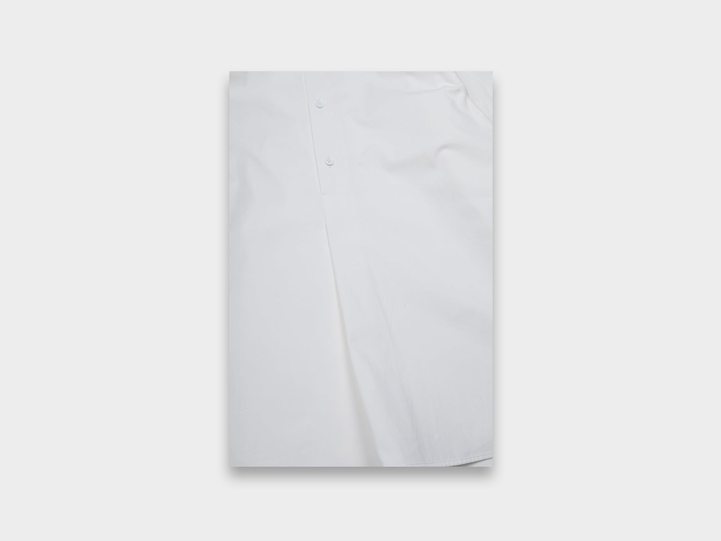 R17S2 White Magic Gabardine