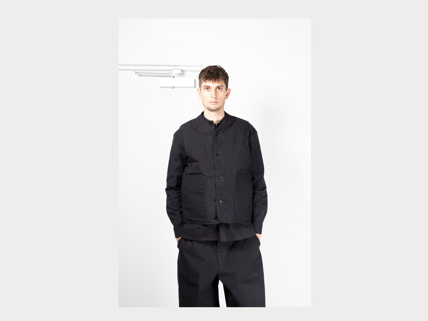 R19D5 "Down Shield Vest" Black Wax