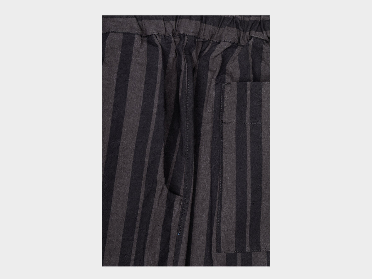 R21P7 "Easy Shorts" Grey Theatre Wax