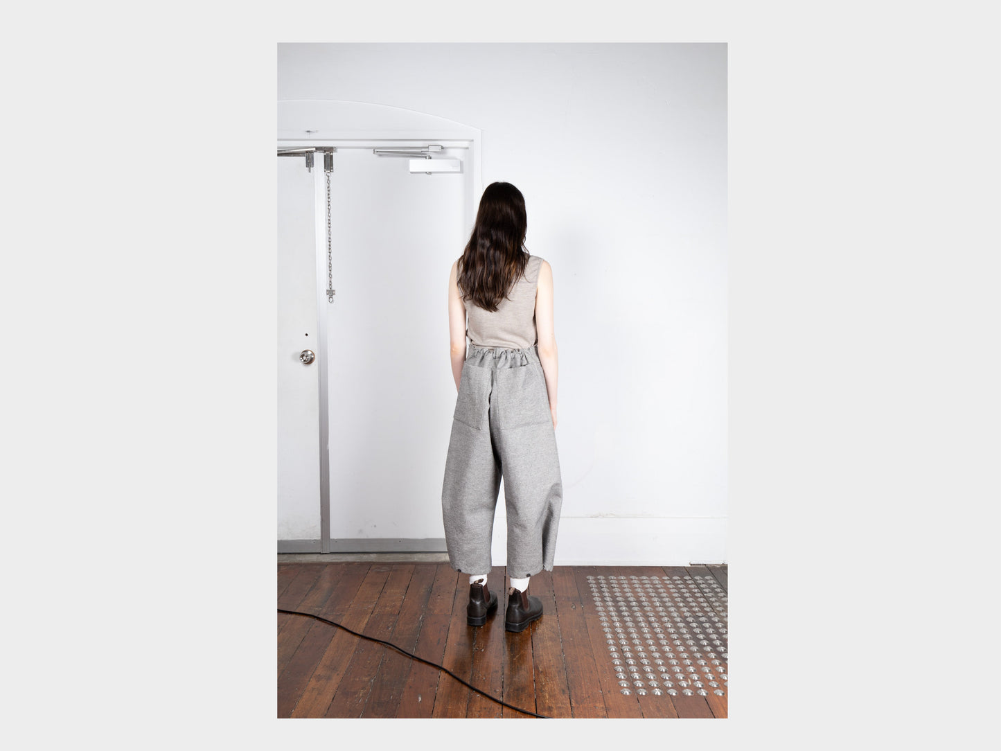 W-R19P3 "Bucket Pants" Stone Twill