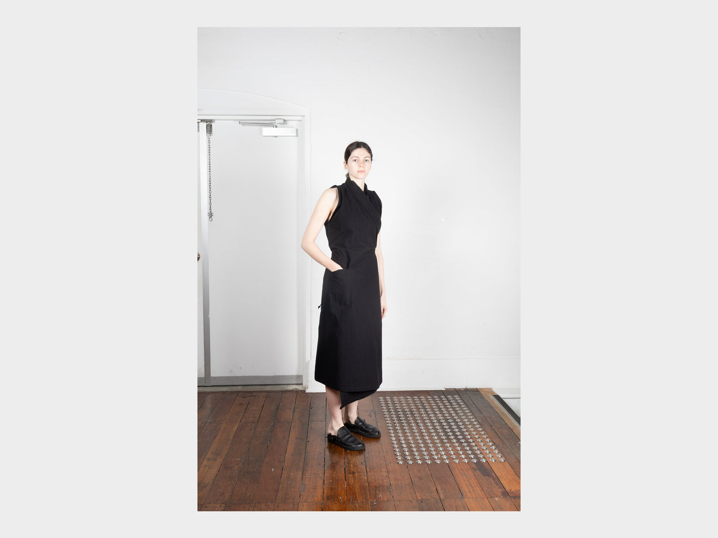 W-R0A8 "Jeogori Dress" Black Wash
