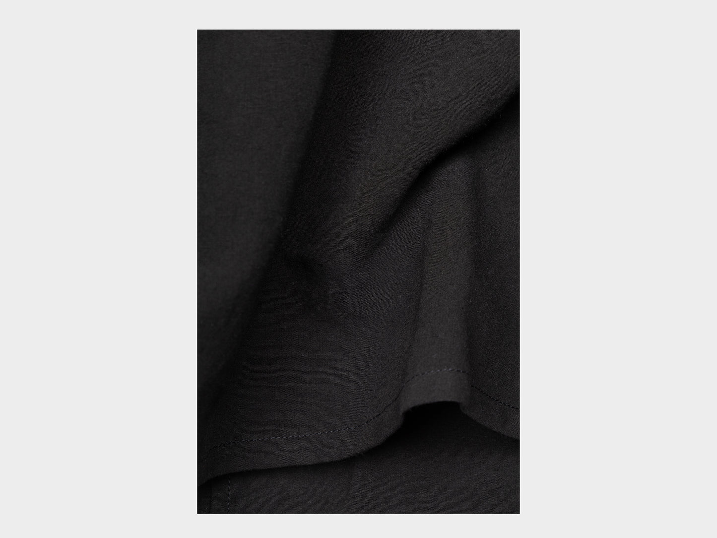 W-SPA5 "Slip" Roll–dyed Black Linen
