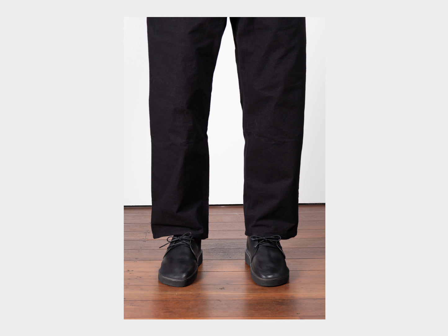 R0V2 "Aurora High" Black Horween