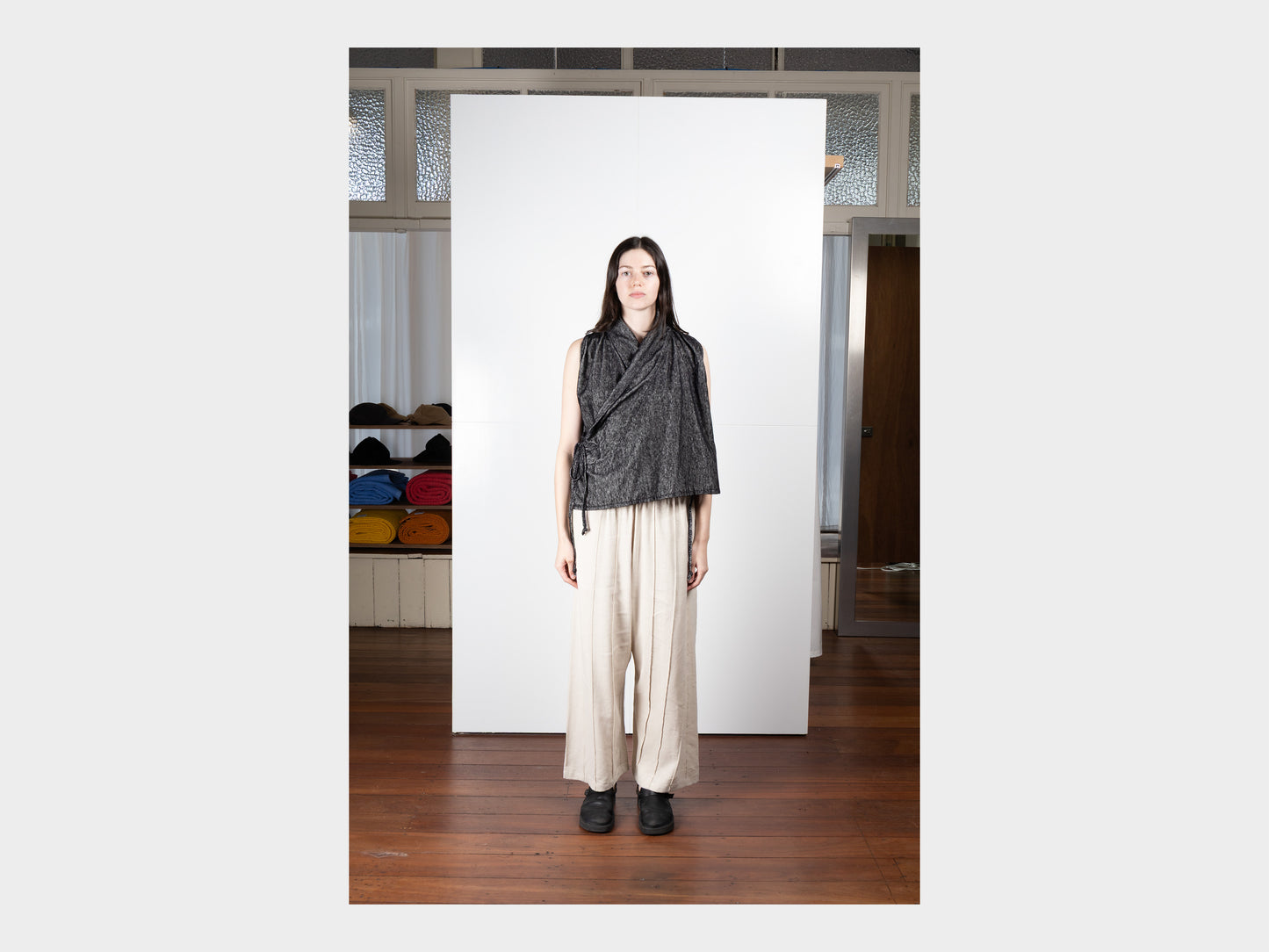 W-R20S8 "Jeogori Shirt" Black Pepper Velvet