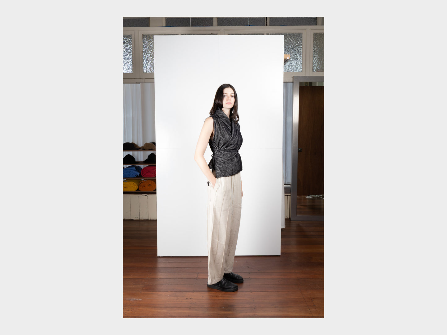 W-R20S8 "Jeogori Shirt" Black Pepper Velvet